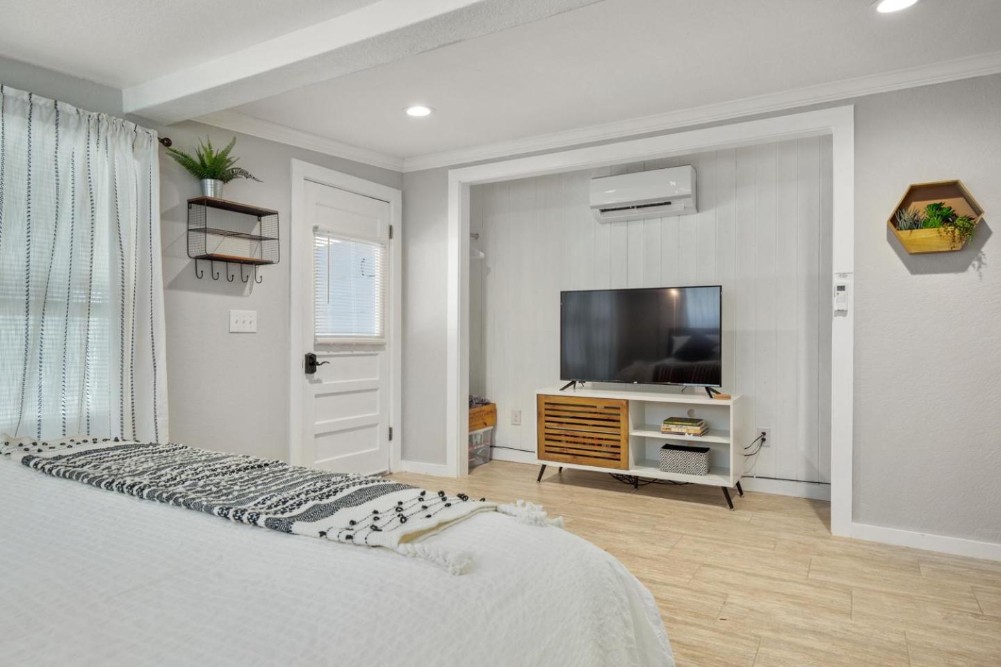 Downtown Studio 1 At Beer Ranch Project Inn 윔벌리 외부 사진